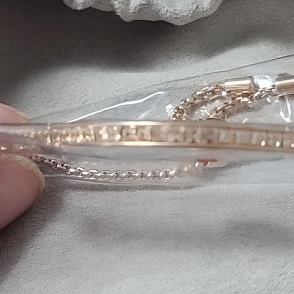 Michael Kors Rose Gold-Plated Urban Rush Bracelet - Picture 9 of 9